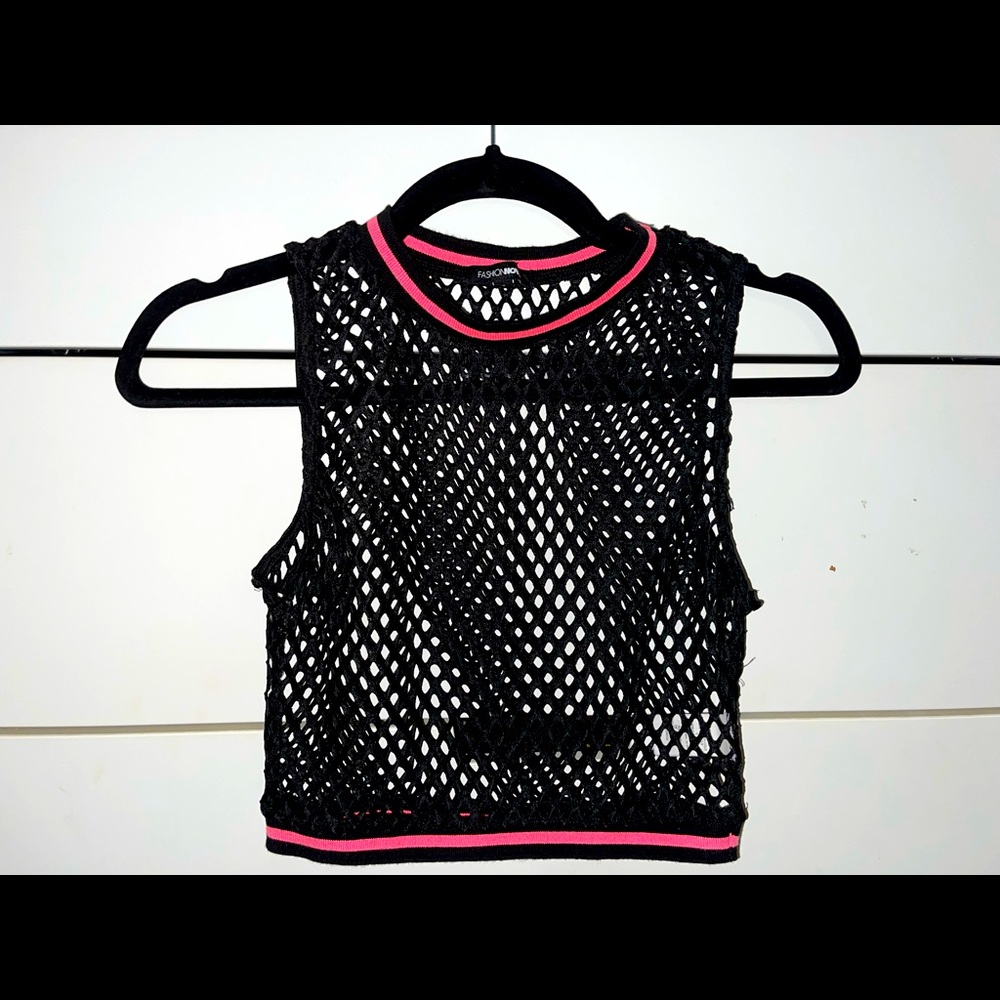 Netted top with pink Trimming
